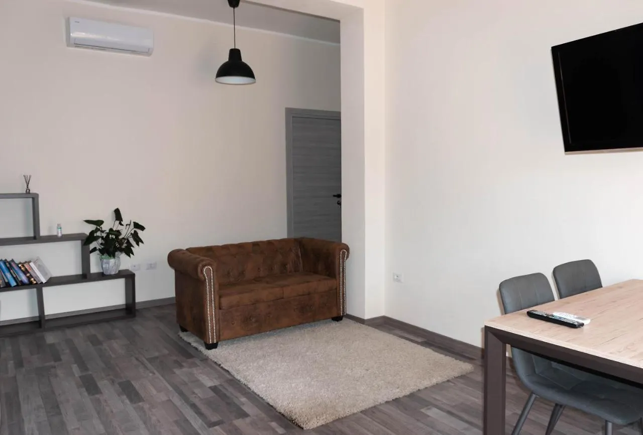 Guest house Ichnos House Hotel Oristano