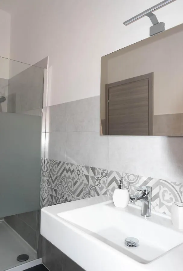 Ichnos House Hotel Oristano Guest house