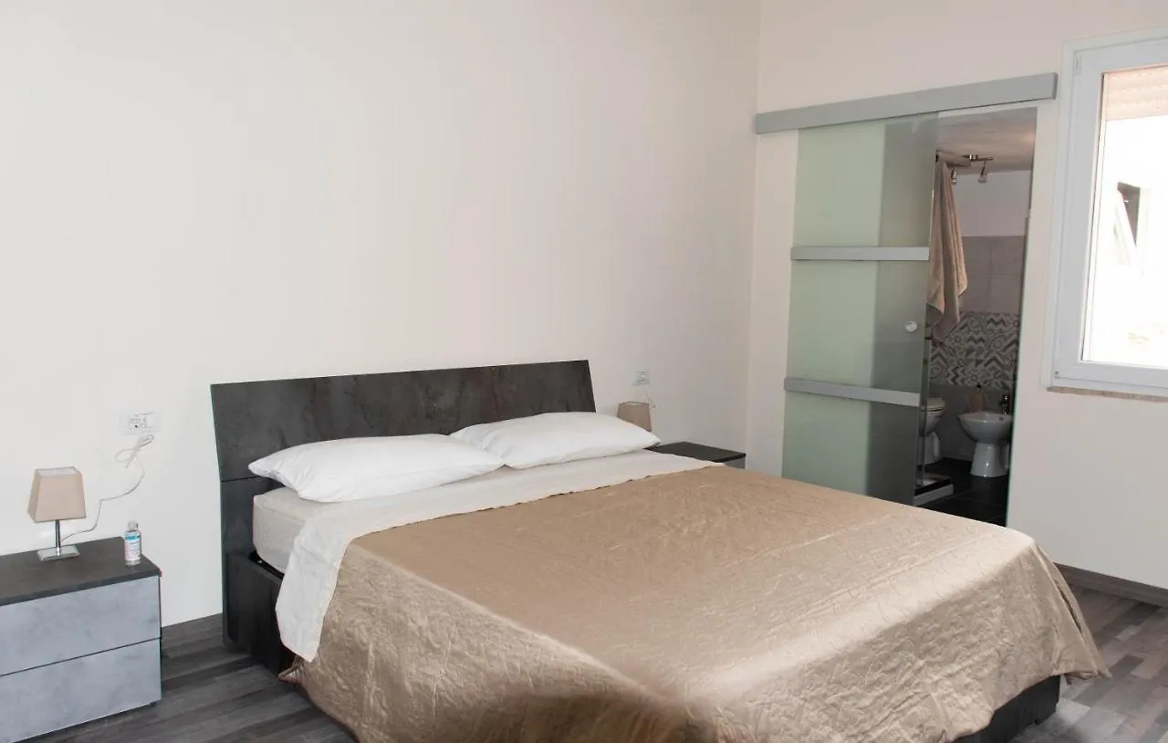 Affittacamere Hotel Ichnos House Oristano