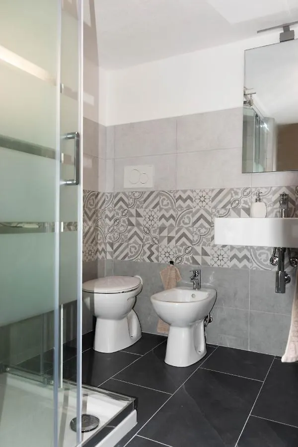 Hotel Ichnos House Oristano 0*,